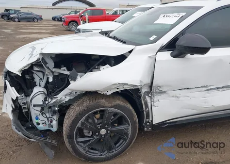 2021 Buick Envision Fwd Essence from USA, damaged, VIN LRBFZNR41MD190911